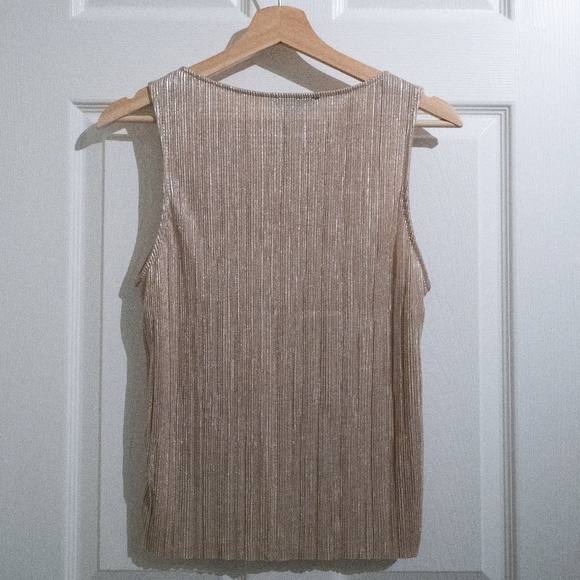 2/$25 🌸 Champagne Tank Top (LN) - Picture 2 of 3